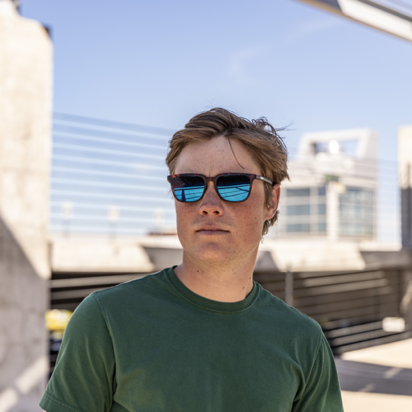 boundary-sunglasses_matteTortoise-polarizedBlueMirror_ls01