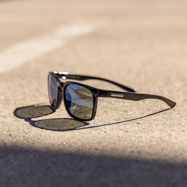 hundo-sunglasses_black-polarizedBlueMirror_ls03